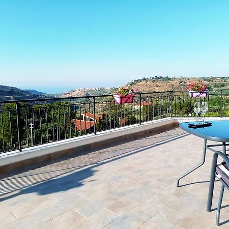 Granatelli Holiday Home Альтавілла-Мілічія Екстер'єр фото